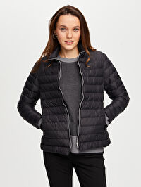 Kapitone Mont B00042-1