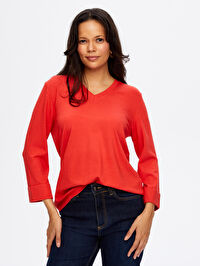 V Yaka Truvakar Kol T-Shirt W26TSH002