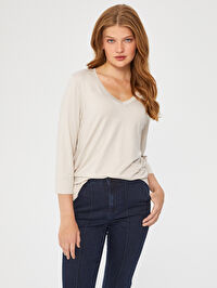 V Yaka Truvakar Kol T-Shirt 67025