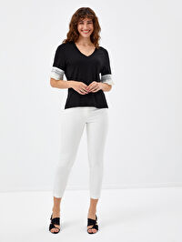 Kolları Delik İşi Ve Pilise Dantel Detaylı V Yaka T-Shirt 68612