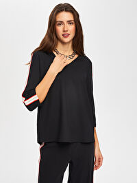 Renk Bloklu Zigzag Nakışlı V Yaka 3/4 Kol Bluz S25BLZ005