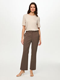 Önü Dikiş Detaylı Wide Leg Fit Örme Pantolon S26PNT017