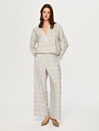 Wide Leg Fit Çizgili Dokuma Pantolon S26PNT019
