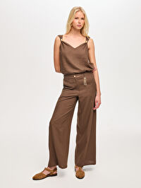 Wide Leg Fit Metal Aksesuarlı Keten Karışımlı Pantolon S26PNT034