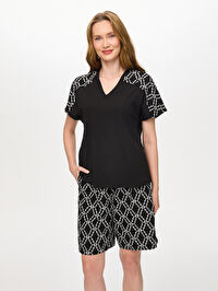 Resort Omuzu Brode Nakış Detaylı V Yaka Tshirt S26TSH107